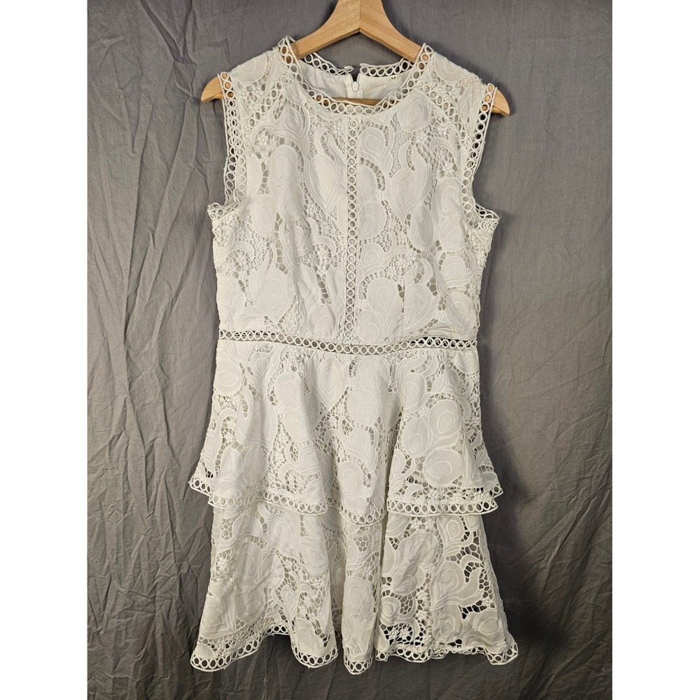 White Guipure Lace Sleeveless Tiered Mini Dress Women Size M Eyelet Trim